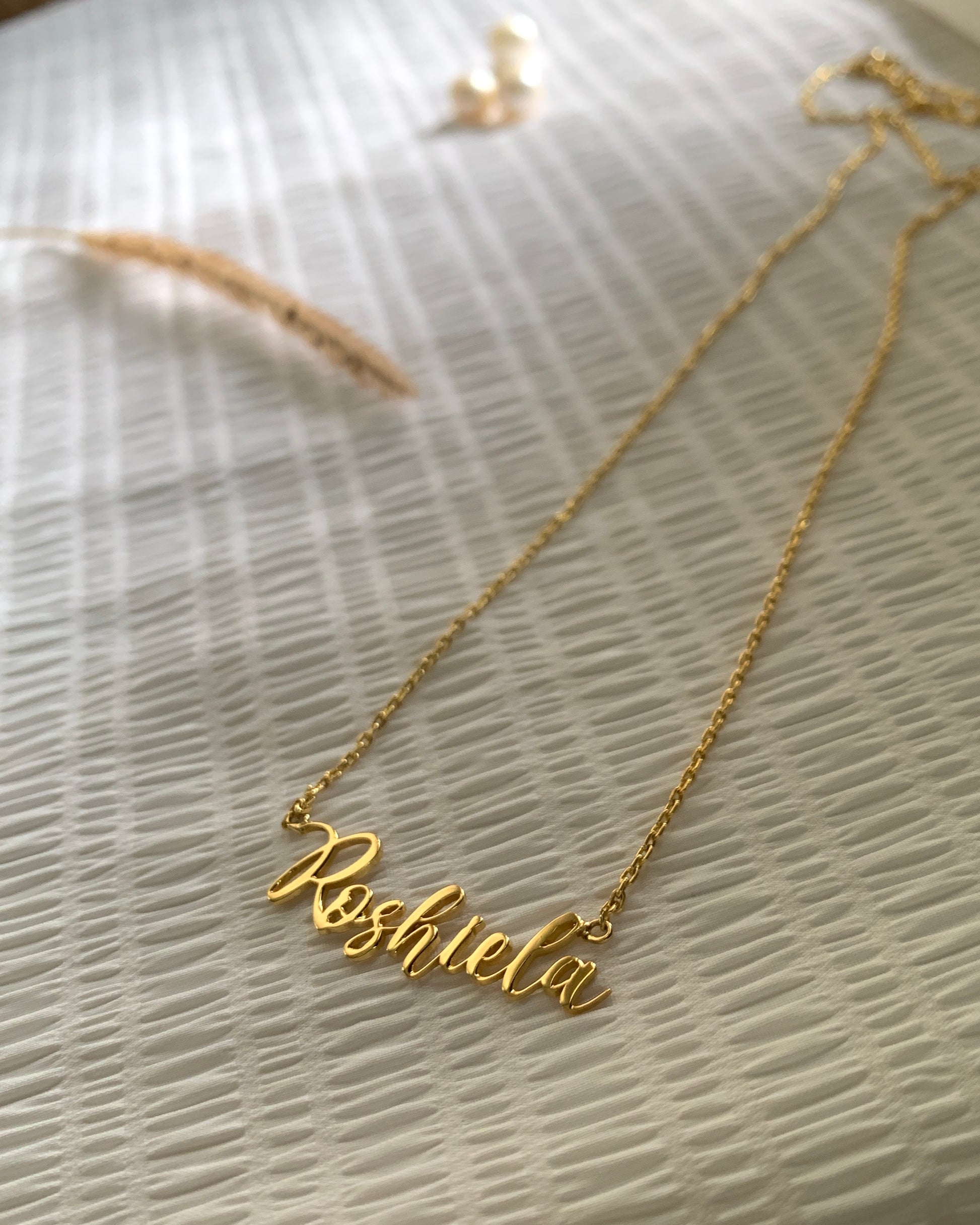 18k gold modern name necklace - name necklace - lettering necklace - modern font necklace - calligraphy name necklace